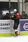 Několik sekund před koncem dostává Hampl 10 minut trest za nesportovní chování. Tím končí přesila Havířova.