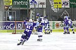Ne� se kdo sta�il rozkoukat, pos�l� Stanislav Mik�ovic Chomutov do veden� 0:1.