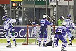 �erven� sv�tlo, puk v brance, radost host�. Je rozhodnuto.