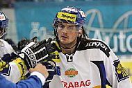 Jaroslav Svoboda dává první gól Komety v letošní sezóně.