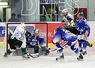 Šance hostí.